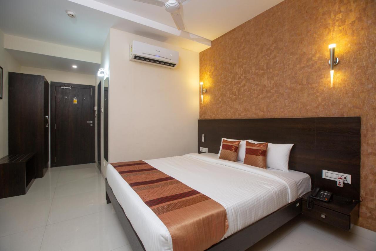 Hotel Singh'S By Wb Inn, Vashi, Navi Mumbai Luaran gambar