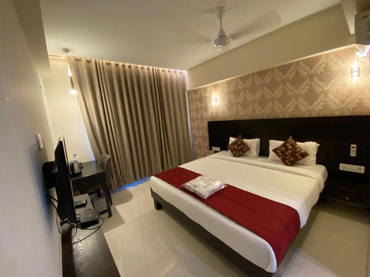 Hotel Singh'S By Wb Inn, Vashi, Navi Mumbai Luaran gambar