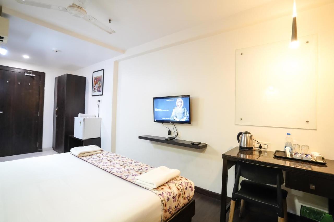 Hotel Singh'S By Wb Inn, Vashi, Navi Mumbai Luaran gambar